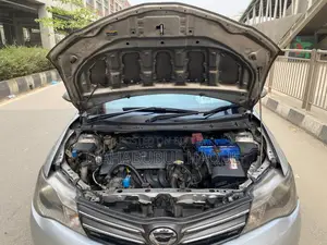 Toyota Axio 1.5 X 2WD 2013 Silver