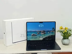 Laptop Apple MacBook Air 2024 M3 16GB Intel Core i5 SSD 256GB