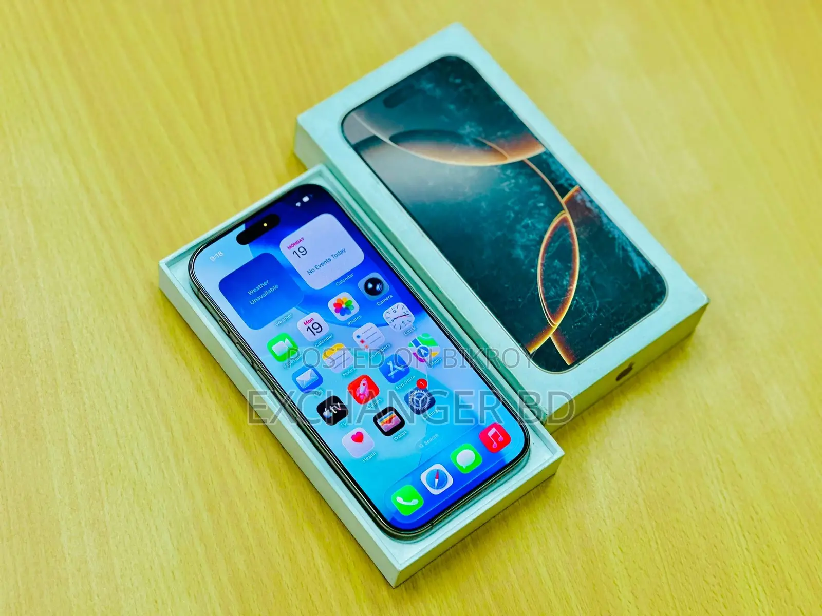 Apple iPhone 16 Pro 128 GB Gold