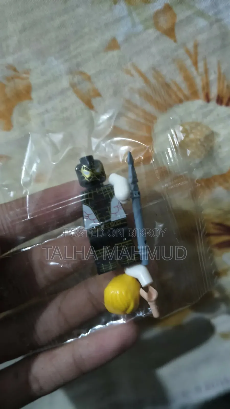 র‍্যান্ডম লেগো ক্যারেক্টার