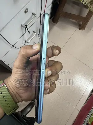 Vivo Y20 64 GB Blue