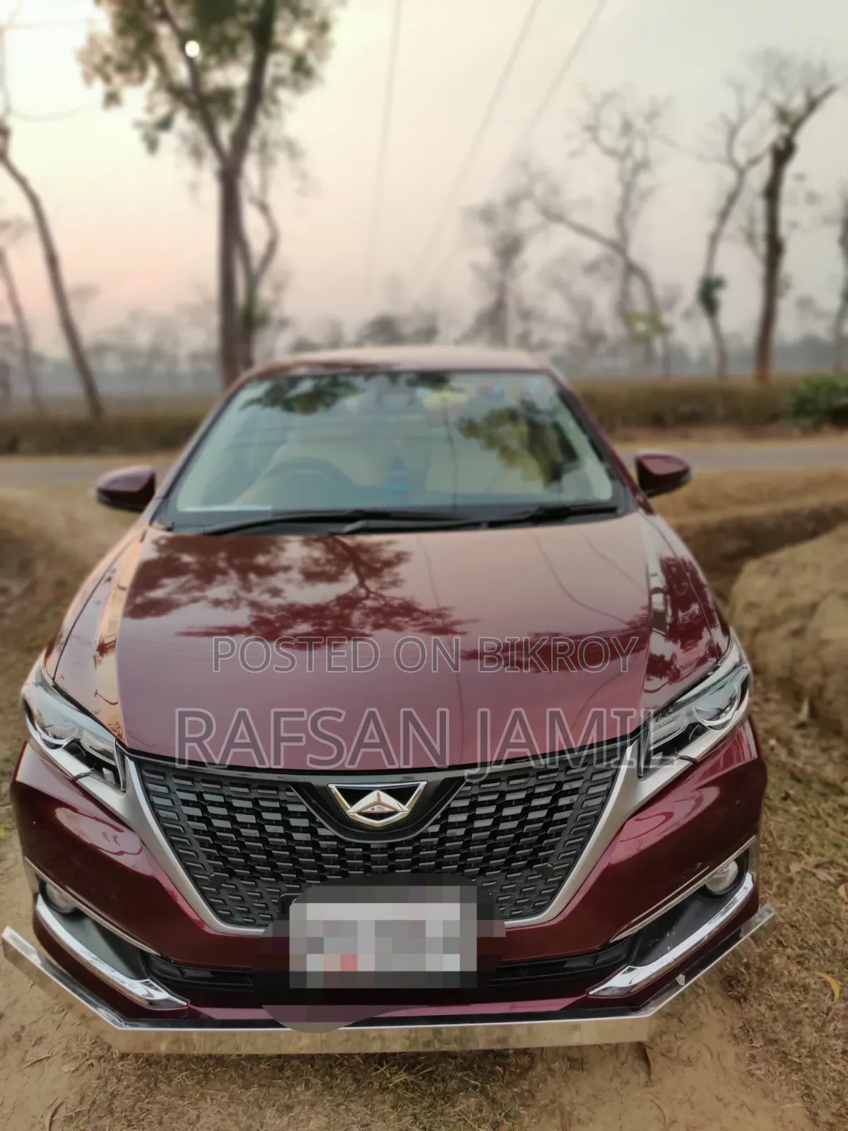 টয়োটা অ্যালিয়ন ২০১৬ লাল