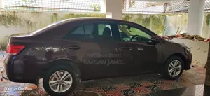 টয়োটা অ্যালিয়ন ২০১৬ লাল
