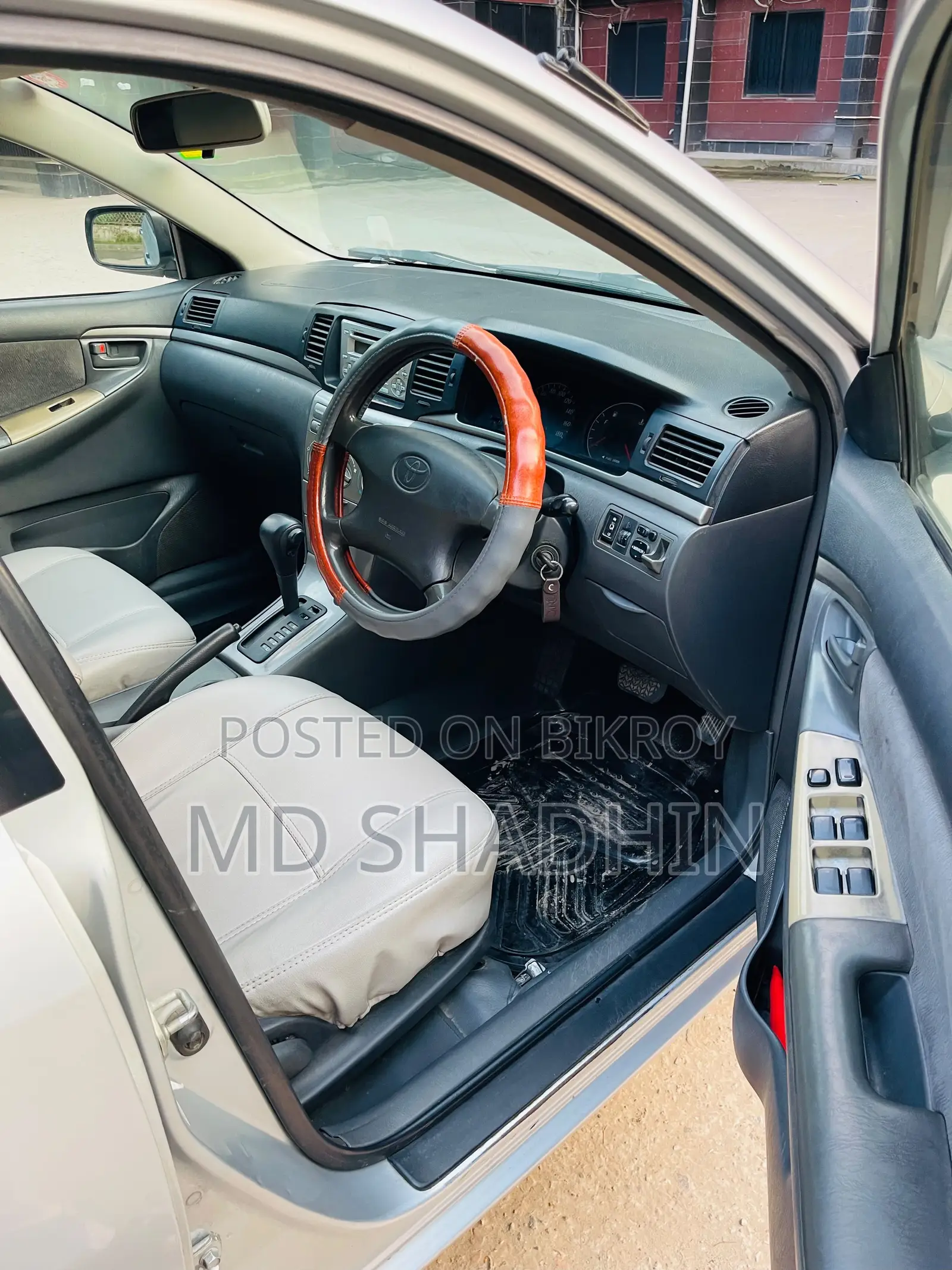Toyota Corolla Sedan 2005 Silver