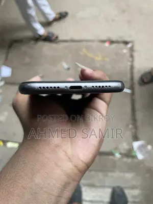 Apple iPhone 11 64 GB Black