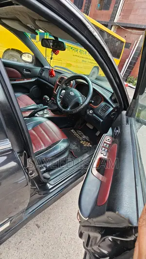 Hyundai Sonata 2004 Black
