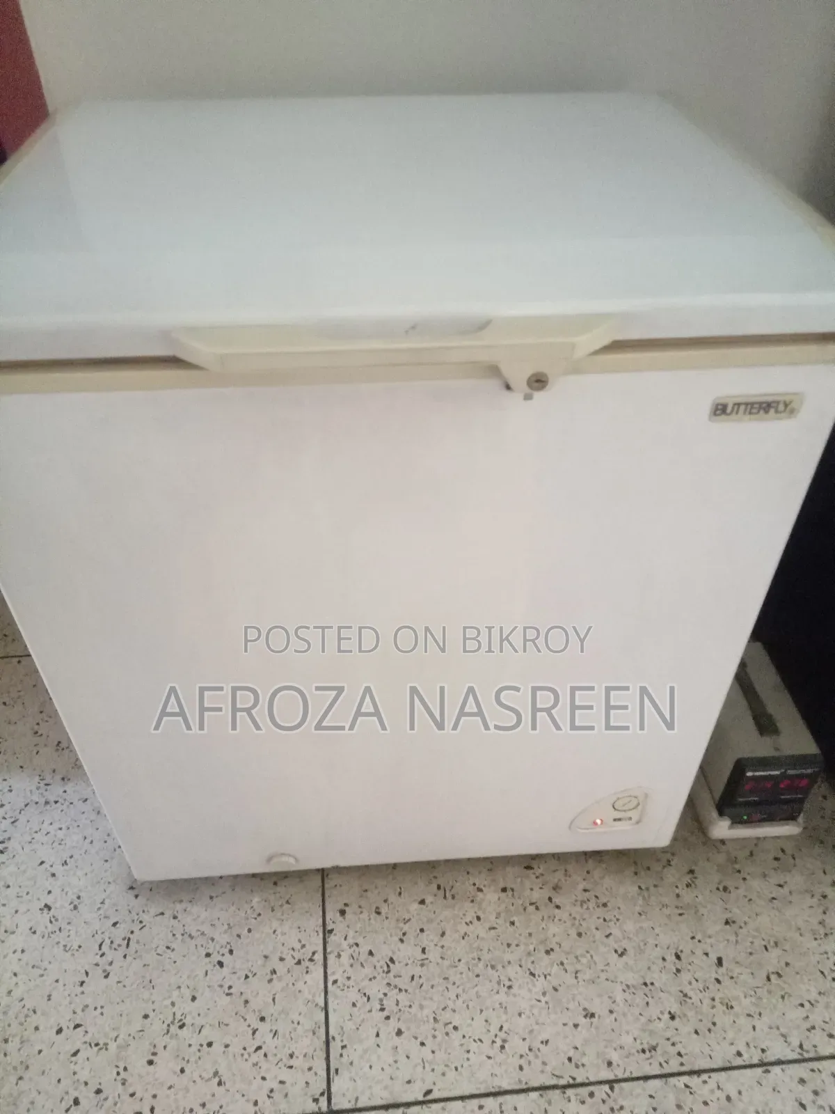 Selling this because I have 2 fridges at home. Call directly if interested.