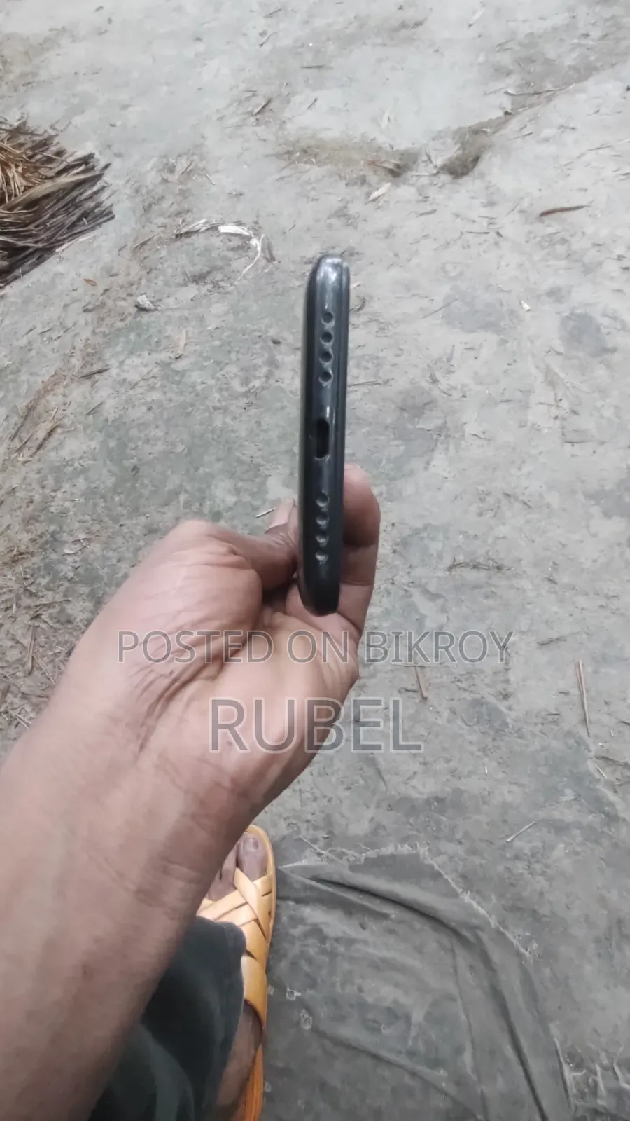 Hisense E50 64 GB Black