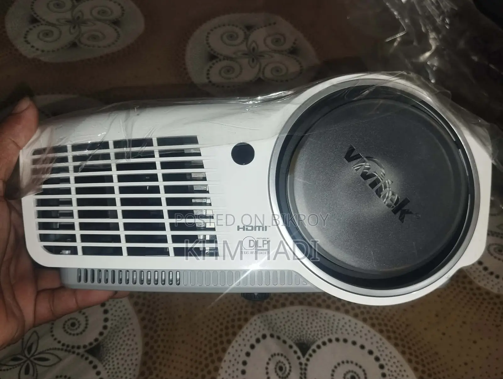 লাইক নিউ প্রজেক্টর