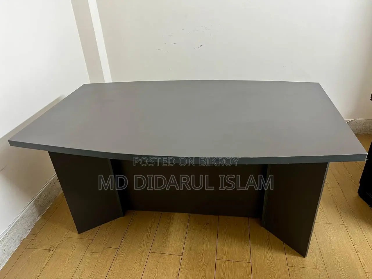 Mid Meeting Office Table