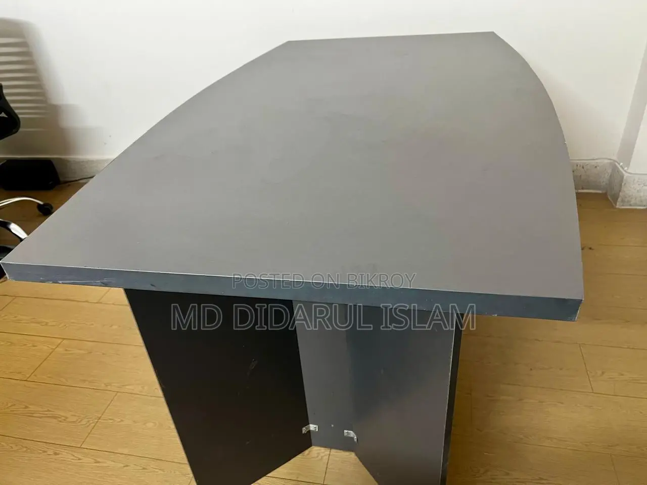 Mid Meeting Office Table