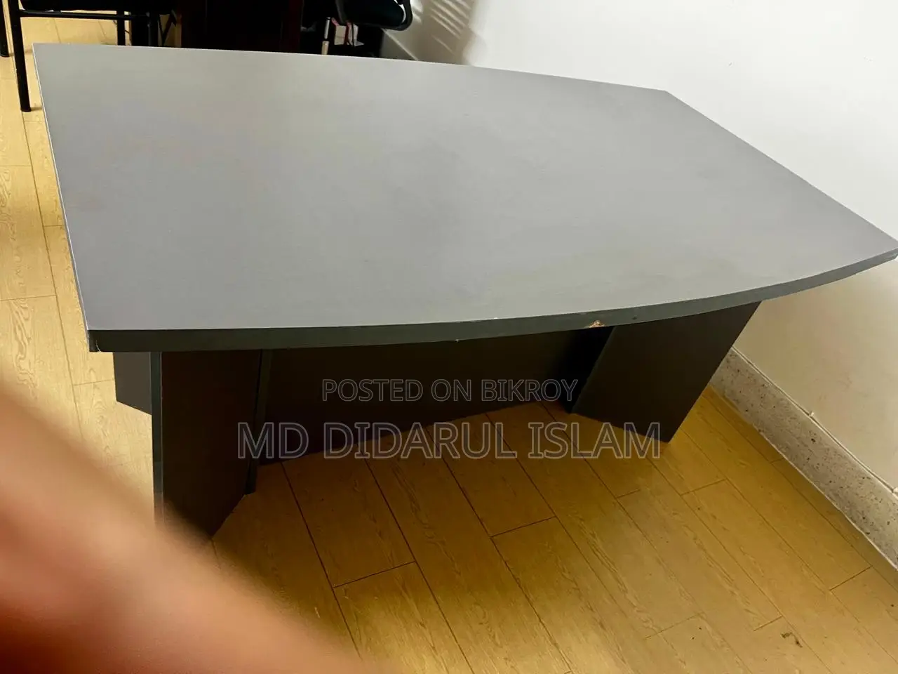 Mid Meeting Office Table