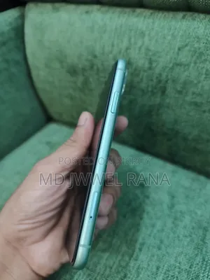 অ্যাপল আইফোন ১১ ৬৪ জিবি