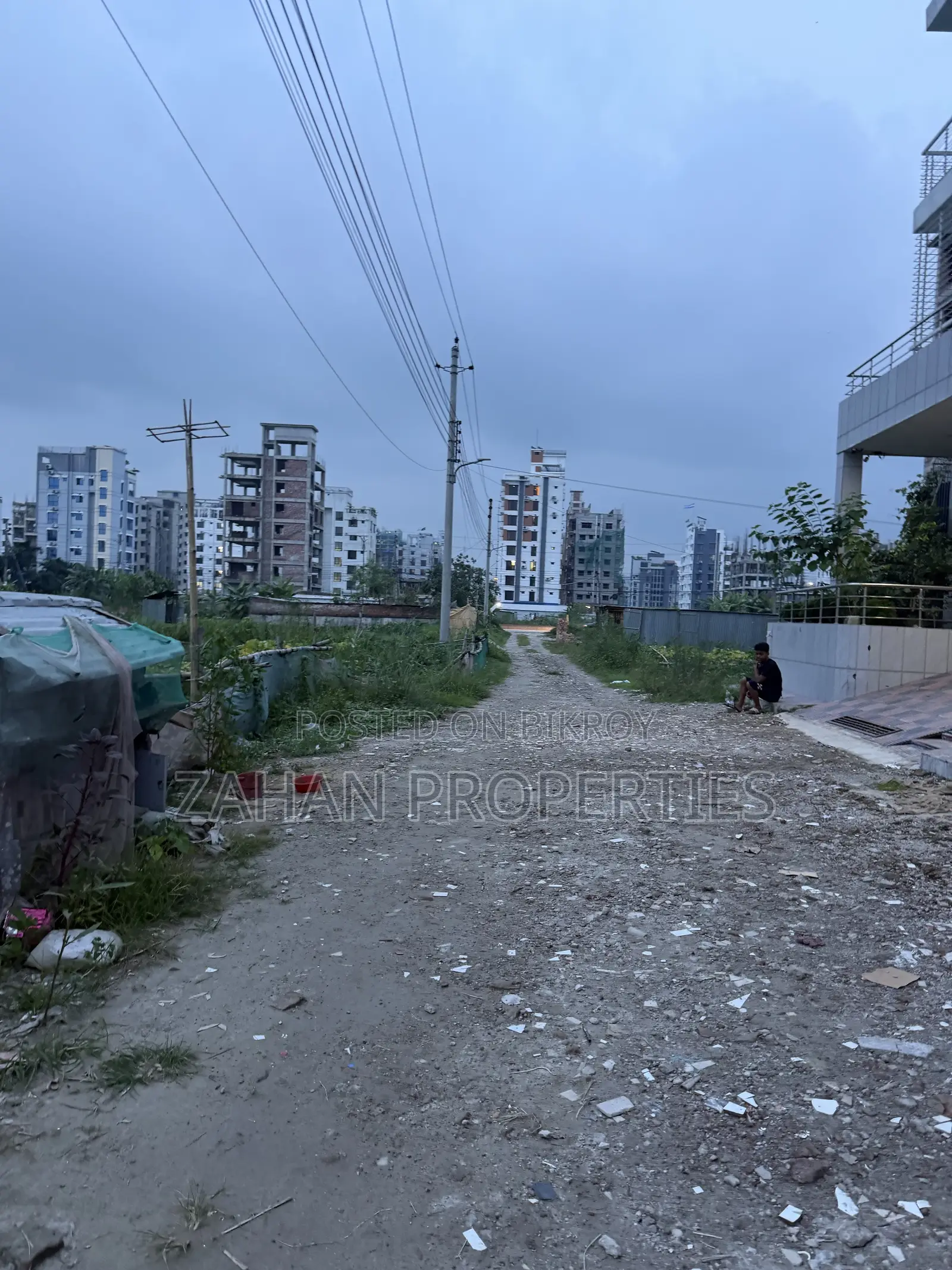 Ready Plot Bashundhura M Block 04 Katha South Face Plot Sell.