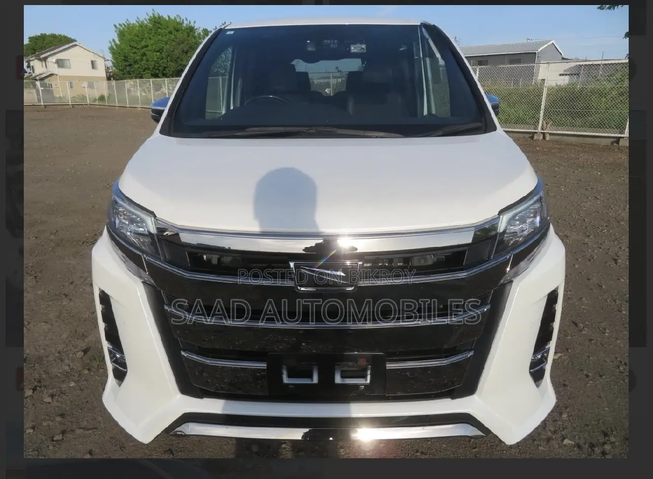 Toyota Noah 1.8 Front Wheel Drive Hybrid (7 seater) 2021 Pearl