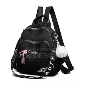 Fashionable Ladies Bag Black