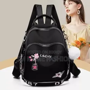 Fashionable Ladies Bag Black