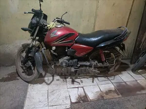 Honda CB 2016 Black