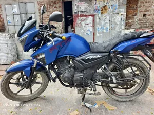 TVS Apache RTR 160 2v Refresh X-connect 2019 Blue