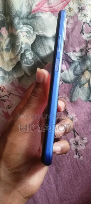 Vivo Y21 64 GB Blue