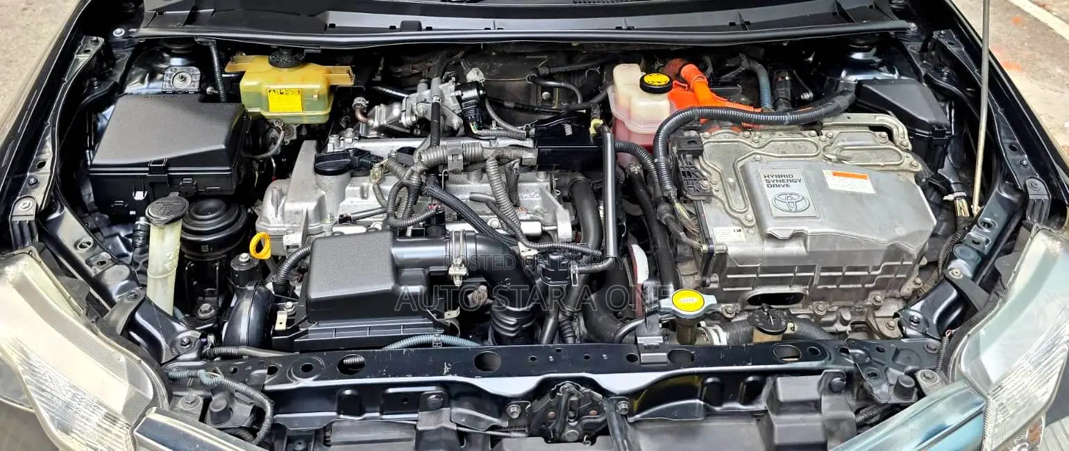 Toyota Axio 1.5 Hybrid 2WD 2014 Black