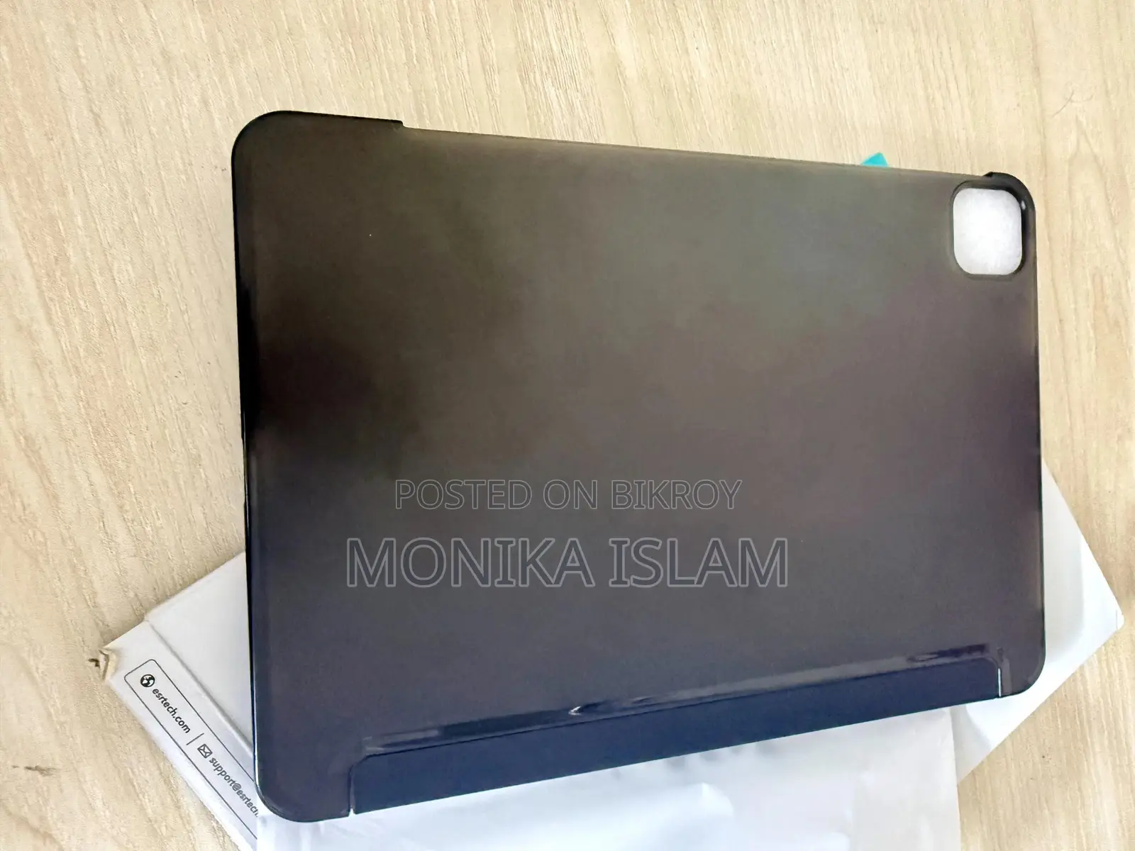 Original Premium iPad Air / iPad Pro 10.9” & 11” Cover for Sale