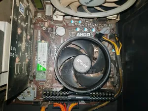 Desktop Computer MSI AG240 2PE 16GB AMD Ryzen SSD 500GB
