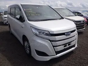 Toyota Noah 2021 Pearl