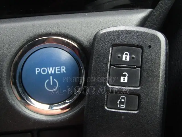 Toyota Noah 2021 Pearl