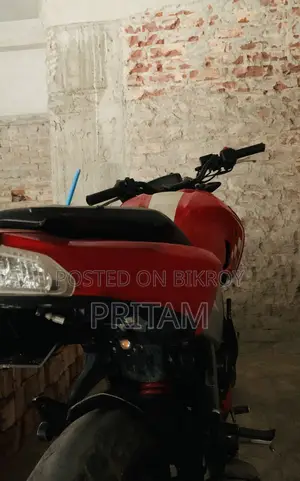 TVS Apache 160 4V 2023 Red