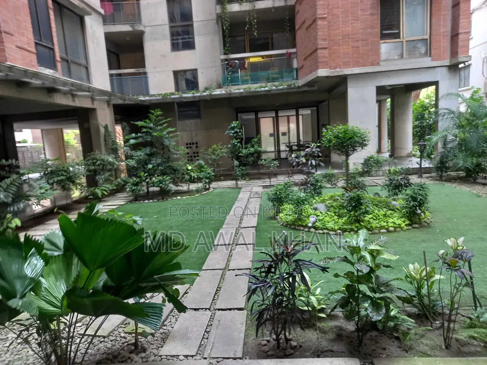 3bdrm Apartment in Dhanmondi for sale