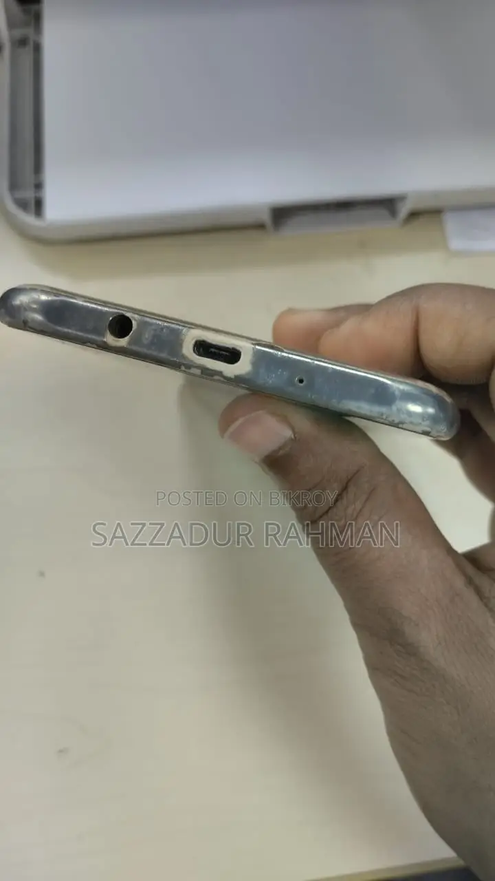 Samsung Galaxy J7 16 GB Gold