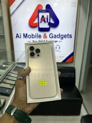 New Apple iPhone 16 Pro Max 256 GB Gold