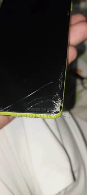 Motorola Moto G85 128 GB Yellow
