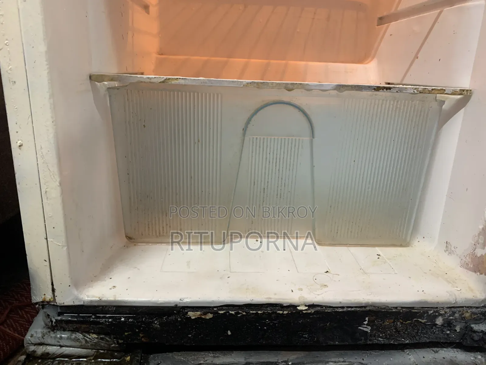 Refrigerator