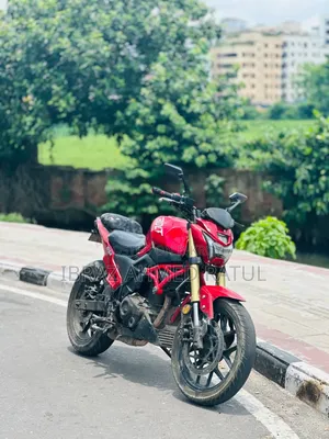 Runner Bolt 165R 2020 Red