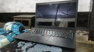 Laptop Lenovo ThinkPad T470s 8GB Intel Core i5 SSD 256GB