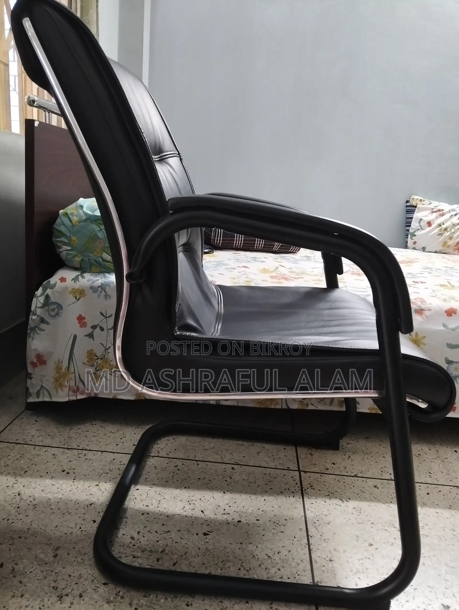 Visitors Chair