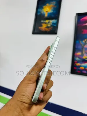 Apple iPhone 15 256 GB Green