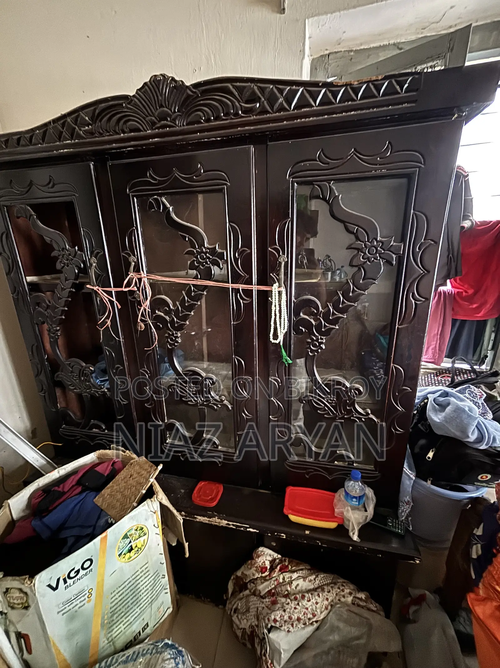 Pertex Cabinet
