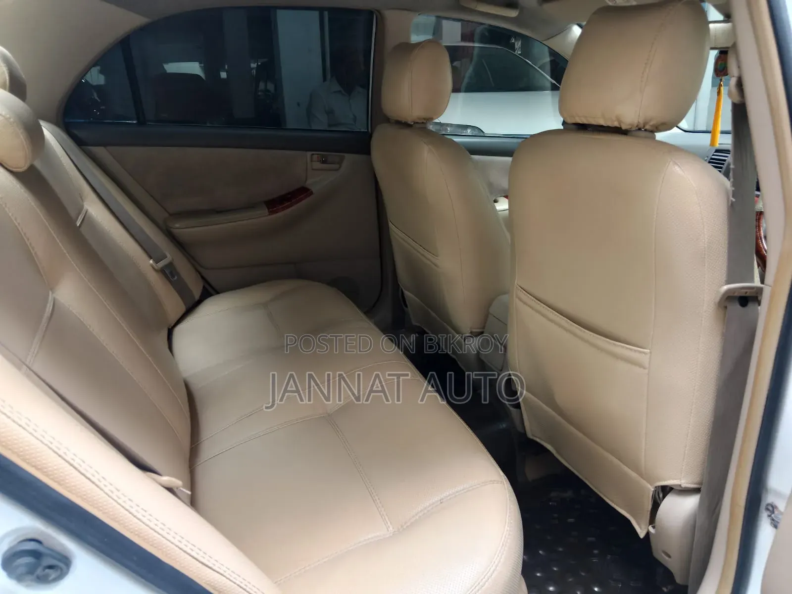 Toyota Corolla 2005 White