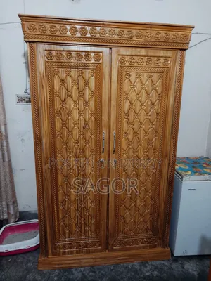 চিটাগং সেগুন কাঠের আলমারি