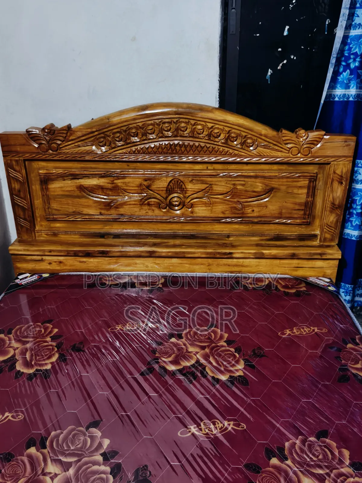 Jessore Teak Wood Semi-Double Bed 5/7