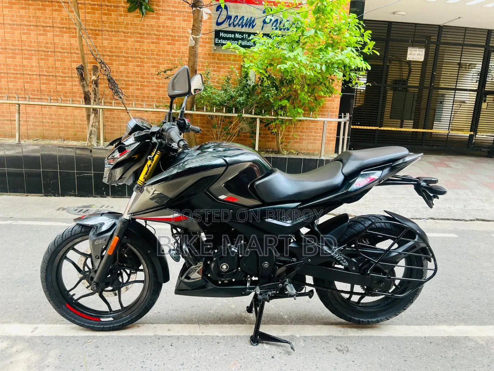Bajaj Pulsar N160 2023 Black