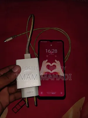 Realme 128 GB Blue