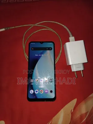 Realme 128 GB Blue