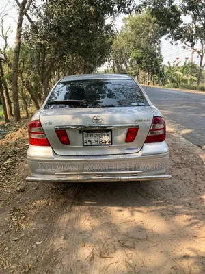 টয়োটা প্রিমিয়ো ২০০৬ সিলভার