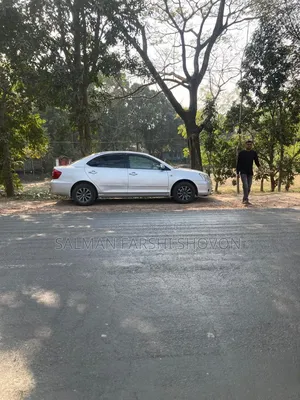 টয়োটা প্রিমিয়ো ২০০৬ সিলভার