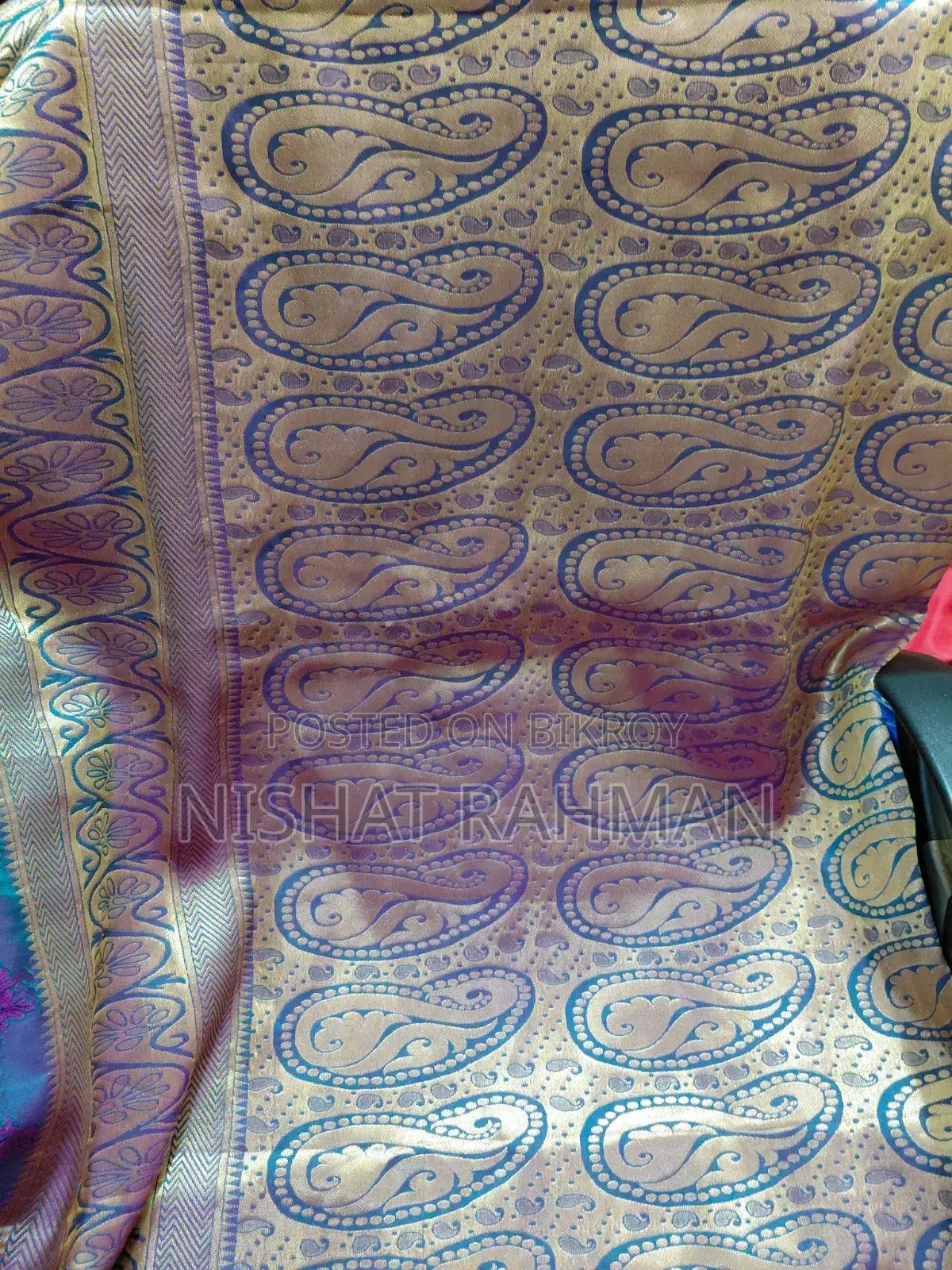সুন্দর গোলাপি শাড়ি বিক্রির জন্য
