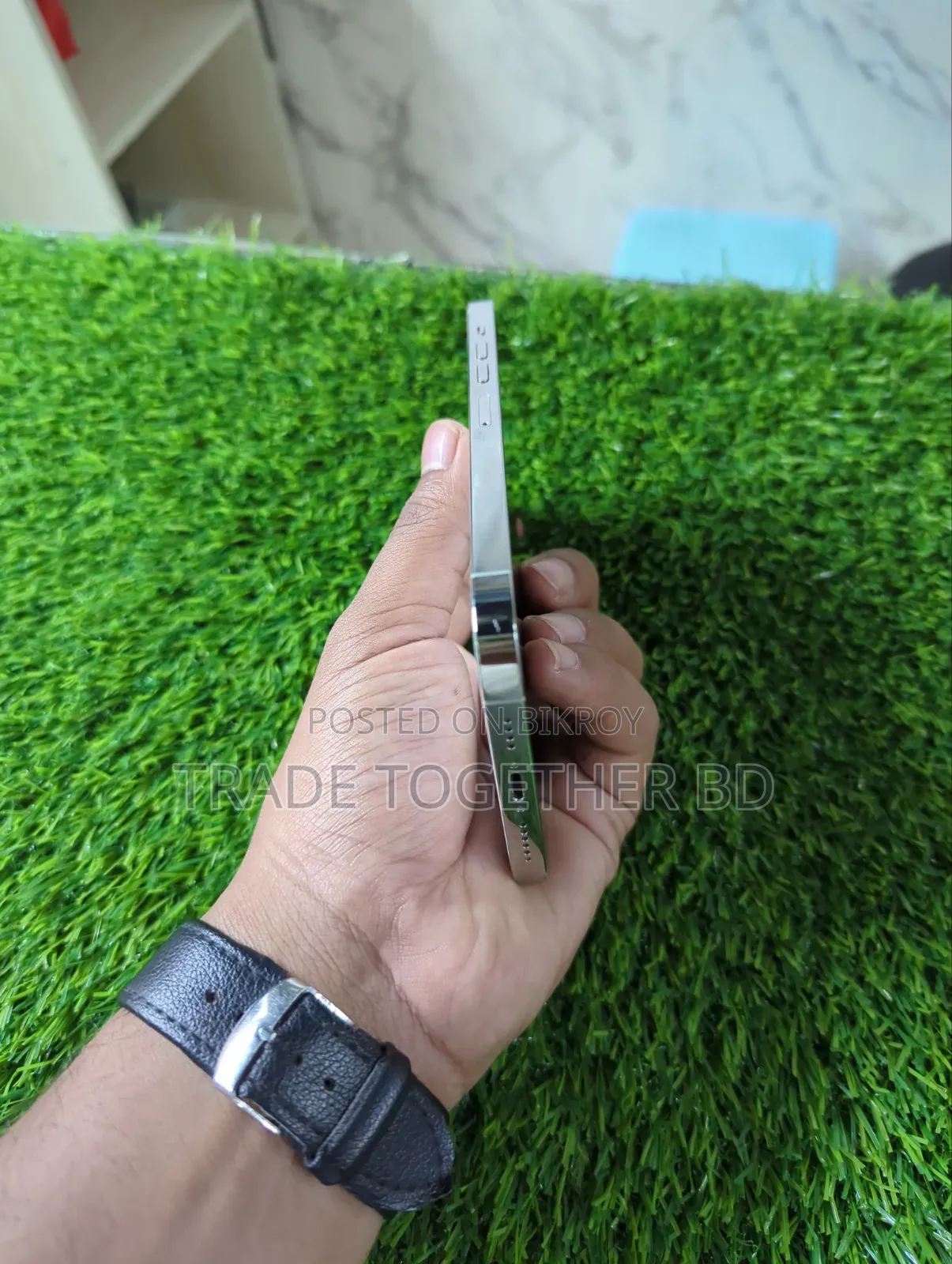 অ্যাপল আইফোন ১৫ প্রো ম্যাক্স ২৫৬ জিবি সিলভার